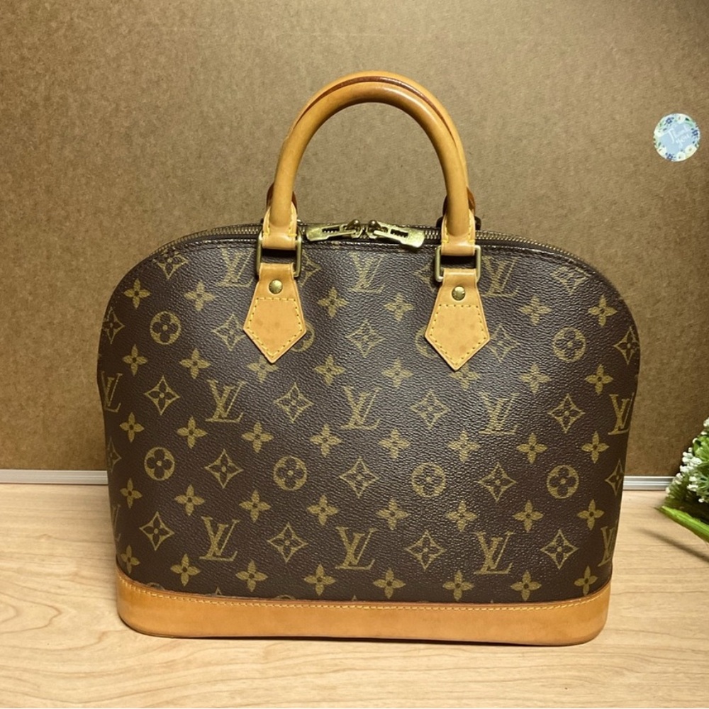 ✅AUTHENTIC VINTAGE LOUIS VUITTON ALMA MM
*FREE LV LOCK*
